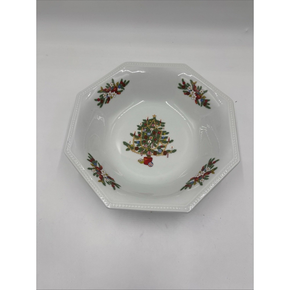 Christmas Tree Fairfield 10" Serving Bowl  Peace on Earth Fine China Holiday